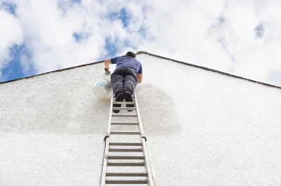 Peinture extérieure à Moissat — façades et ravalement